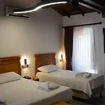 Pikan Ephesus 5*