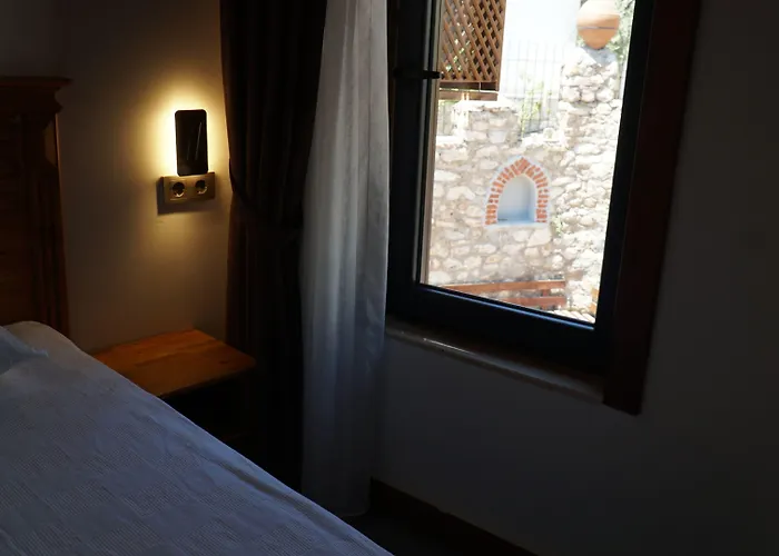 Pikan Ephesus 5*